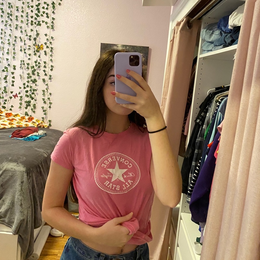 pink converse tee